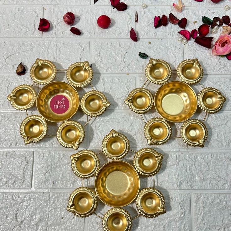 Antique Golden Brass Diya Set – 3 Pcs Decorative Oil Lamps with Central Flower Bowl | Diwali & Pooja Decoration